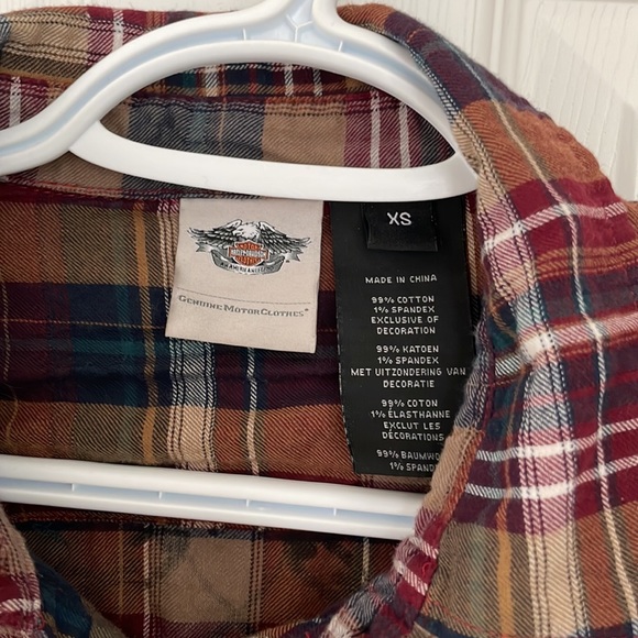 Harley Davidson top - Picture 2 of 3